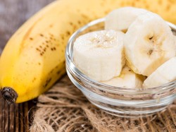 Punya Pisang Masak Berlebih? Ini Cara Praktis Membekukannya