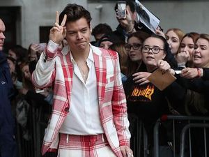 Christopher Nolan Tak Tahu Kepopuleran Harry Styles Saat Garap Dunkirk