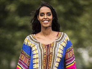 Penampilan Finalis Miss Universe Muslim Pakai Kaftan di Sesi Baju Renang