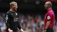 Schmeichel Kesal Gol Pertama City Tak Dianulir