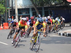 Jamalidin dan Crismonika Juara Kriterium LCC Sidoarjo