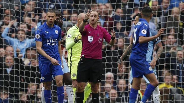 Guardiola Puji Keberanian Wasit Anulir Penalti Leicester