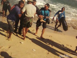 Dua Wisatawan Tewas Tergulung Ombak Pantai Cikelet Garut