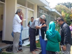 Rumah Dinas Suryo Utomo Dosen SBM ITB Mulai Didatangi Pelayat