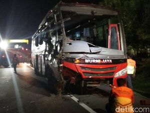 1 Orang Tewas dalam Kecelakaan Bus Murni Jaya di Tol Tangerang