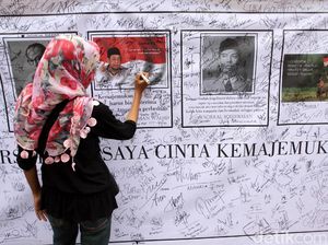 Aksi Penggalangan Tanda Tangan Tolak Perpecahan