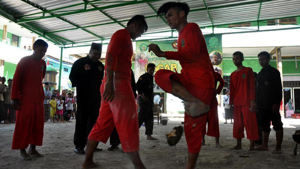 Sepakbola Durian Sambut Ramadan