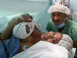 Ini Momen Bahagia Kinaryosih Saat Melahirkan di Singapura Ini Momen Bahagia Kinaryosih Saat Melahirkan di Singapura