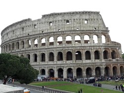 Quitaly Batal, Tumpukan Utang Italia Masih Mengancam Uni Eropa