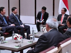 Bertemu Rektor Universitas Tsinghua, Jokowi Bahas Kerja Sama Iptek