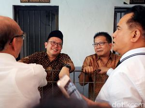 Divonis 195 Hari Penjara, Rizal-Jamran Tak Menyesal Divonis 195 Hari Penjara, Rizal-Jamran Tak Menyesal