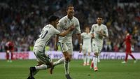 Kalahkan Sevilla 4-1, Madrid Terus Tempel Barca