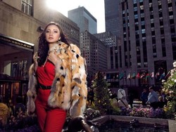 Tak Bersama Suami, Tata Eks Tommy Soeharto Lebaran Bareng Anak