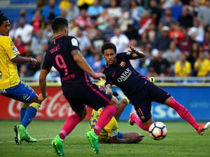 Neymar Hat-trick, Barca Hajar Las Palmas 4-1