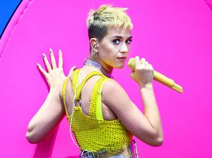 Taylor Swift Dituding Ingin Bunuh Karakter Katy Perry