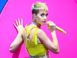Taylor Swift Dituding Ingin Bunuh Karakter Katy Perry