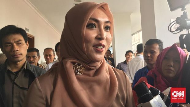 Eks Anggota DPR dari Fraksi Partai Demokrat Angelina Sondakh, di Pengadilan Tipikor Jakarta, beberapa waktu lalu.
