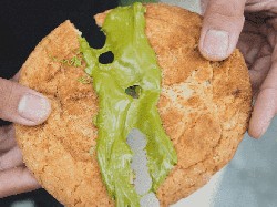 Bosan Selai Buah? Olesi Roti dengan Selai Matcha Pistachio yang Lembut Ini