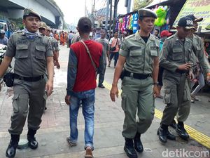 Siapa yang Bocorkan Rencana Razia ke PKL Tanah Abang?