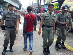 Kasatpol PP DKI: 300 Personel Jaga Tanah Abang Tiap Hari