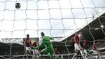 Spurs Kunci Posisi Runner-up