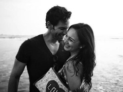 Kisah Cinta Tata Pasca Tommy Soeharto, Mike Lewis-Pevita Makin Lengket!