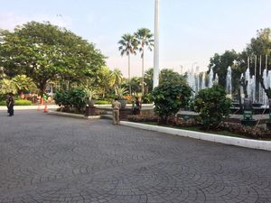 Balai Kota Kini Bersih dari Karangan Bunga Ahok Balai Kota Kini Bersih dari Karangan Bunga Ahok