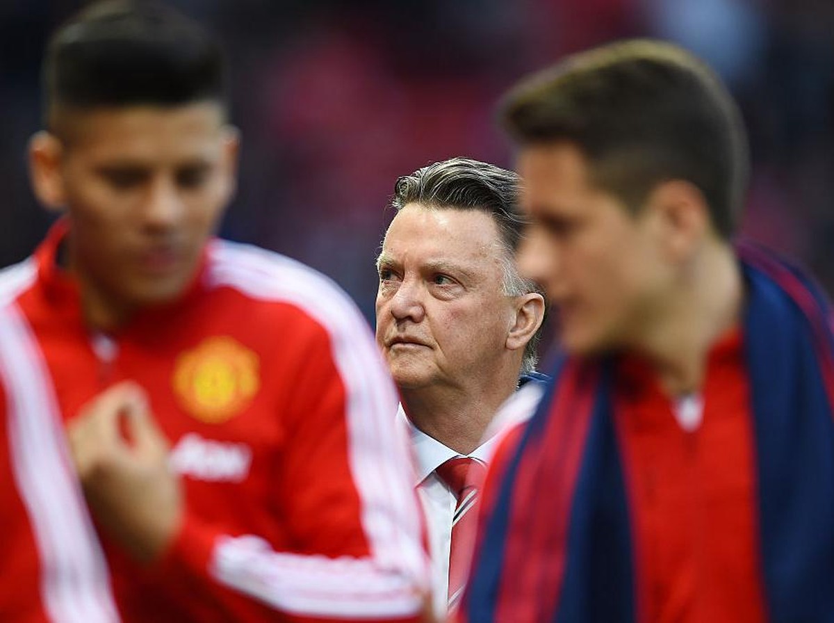 Louis van Gaal menuding ada klub yang sengaja mencari keuntungan dari pandemi virus corona, (Foto: Getty Images/Laurence Griffiths)