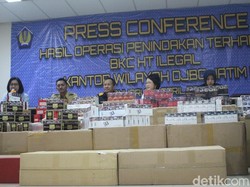 Bea Cukai Jatim I Amankan Rokok Ilegal Senilai Rp 10 Miliar