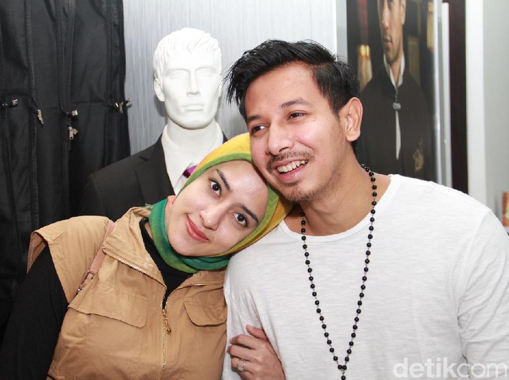Fairuz Batal Ultah di Bali hingga Beli Masker dengan Harga 20 Kali Lipat