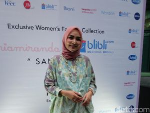 Foto: Koleksi Baju Hijab Terbaru Ria Miranda untuk Mudik dan Lebaran