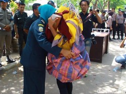 Jelang Ramadan, Polisi Syariat di Aceh Razia Pakaian Ketat