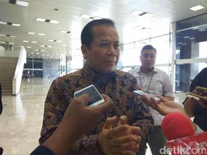 Pimpinan DPR: Larangan Cadar di Kampus Cuma Bikin Gaduh Pimpinan DPR: Larangan Cadar di Kampus Cuma Bikin Gaduh