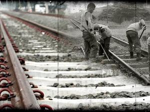 Sepenggal Cerita Masa Kejayaan Kereta Api di Madura Sepenggal Cerita Masa Kejayaan Kereta Api di Madura