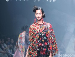 Desainer Biyan Raih Pia Awards 2017