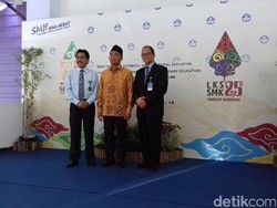 Mendikbud soal Video Penamparan 4 Siswi di Kelas: Guru Harus Sabar