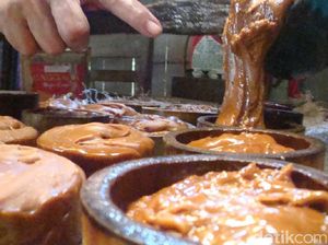 Petani  di Banyumas Khawatir Adanya Gula Merah  Berbahan Limbah Kecap