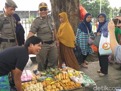 Bang Iwan, Satpol PP yang Disegani PKL Tanah Abang