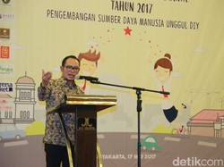 Menaker Lepas 900 Peserta Pemagangan di Yogyakarta