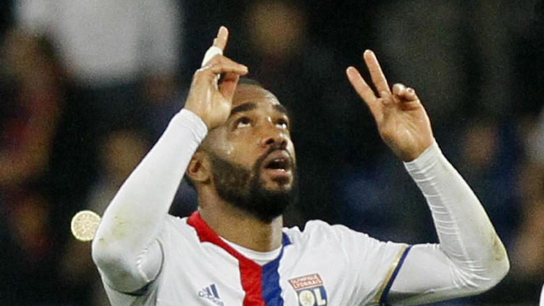 Jika Ada Tawaran Wah, Lyon Bakal Lepas Lacazette Jika Ada Tawaran Wah, Lyon Bakal Lepas Lacazette