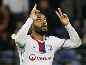 Transfer Lacazette Sebuah Pernyataan Besar dari Arsenal