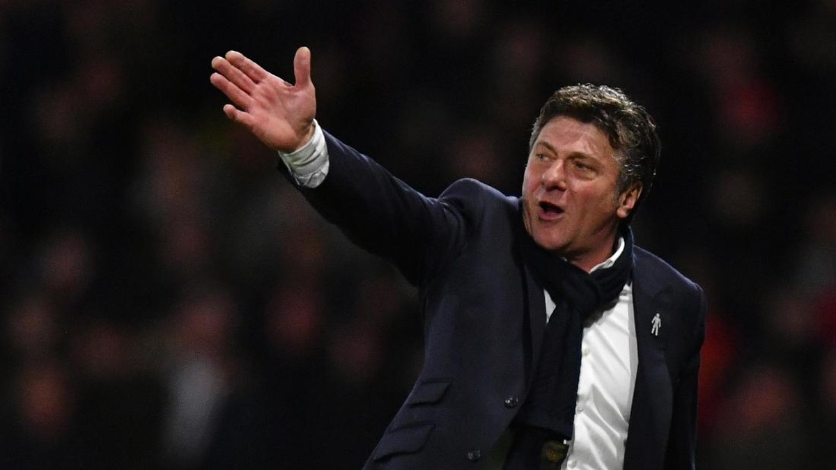 Real Madrid  vs Napoli: Walter Mazzarri menyebut Carlo Ancelotti teladan di pinggir lapangan. (Foto: Dan Mullan/Getty Images)