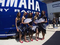 Grid Girls Ditiadakan di F1, Bagaimana di MotoGP?