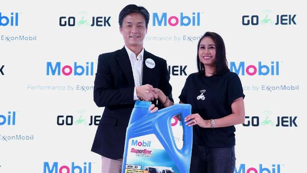 Oli Khusus Mobil Pikap dan Truk Ringan