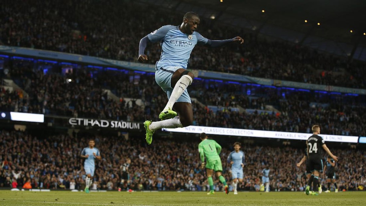 Foto: Yaya Toure merayakan gol ketiga Manchester City (REUTERS/Andrew Yates)