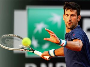 Sempat Kesulitan, Djokovic Lolos ke Babak Ketiga