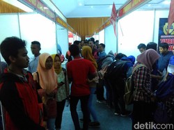 Ribuan Pencari Kerja Serbu Job Market Fair Trenggalek