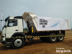 Adu Irit Truk ala Volvo