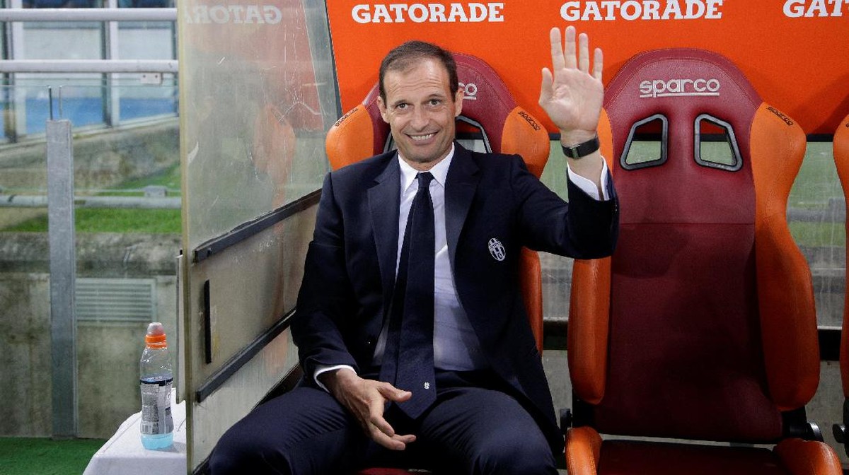 Foto: Massimiliano Allegri pada laga melawan AS Roma (REUTERS/Max Rossi)