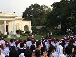 Mau Tahu Buku Favorit Jokowi Saat Kecil?